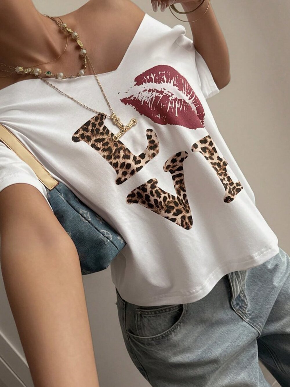 White Casual Women's Y2K Graphic Leopard Print T-Shirt